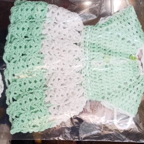 0-3 month knitted dress with head band - Picture 2 of 3